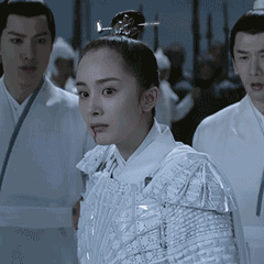 捂臉笑的表情圖片可愛4
