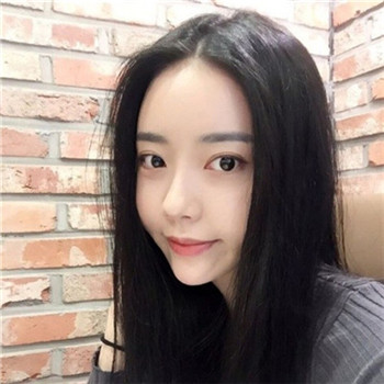 2025黑白頭像霸氣女10