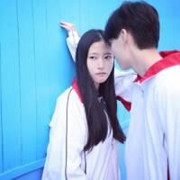 黑白頭像女紅眼睛5