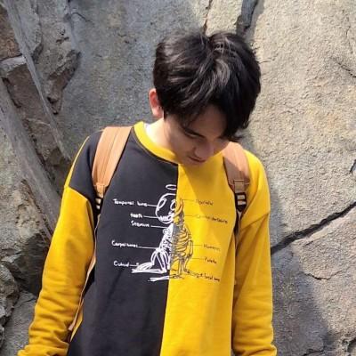 頭像黑色背景圖高清8 頭像黑色背景圖高清8