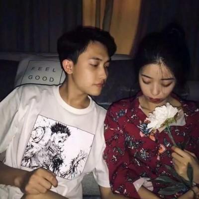 好看頭像女生動漫天秤座2