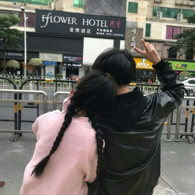 黑色jk制服圖片頭像跪地9