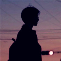 背對著背著書包的漫畫頭像4